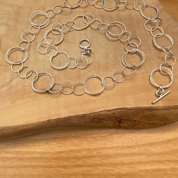 Gorgeous and long vintage 925 sterling silver interlocking circles necklace - Picture 12 of 13
